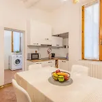 Center Piazza Pomposa Apartman *